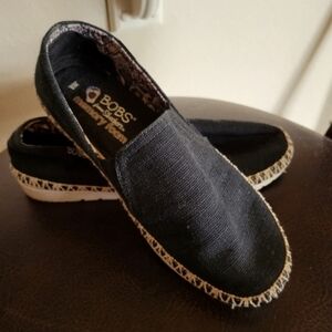 Skechers black Bob's Breeze women's espadrille canvas slip on shoes size 8 W